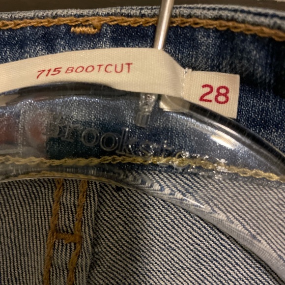 Levi’s bootcut Jean - Picture 2 of 4
